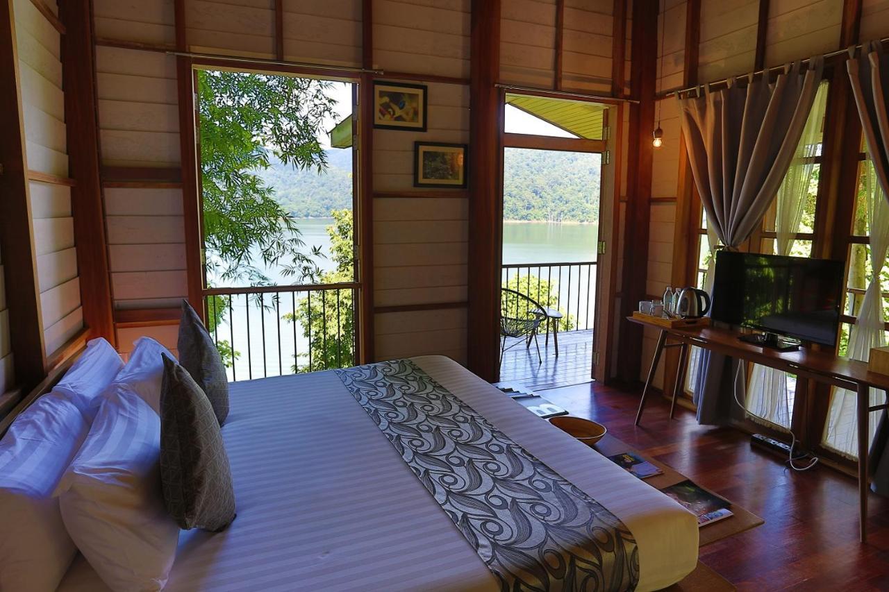 Belum Rainforest Resort Gerik Esterno foto
